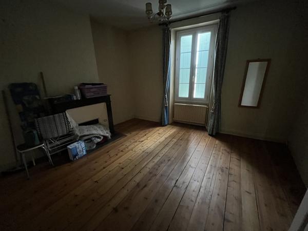 Maison à vendre |  Saint-Jean-d'Angély |  3 pièces | 86 m²