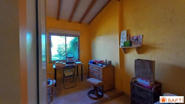 Maison en pierre 130m2, 3 chambres, jardin, garage