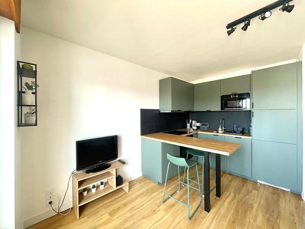 A LOUER - STUDIO MEUBLE - BELLE RENOVATION - VUE SUR LES SALINES - CARNAC PLAGE