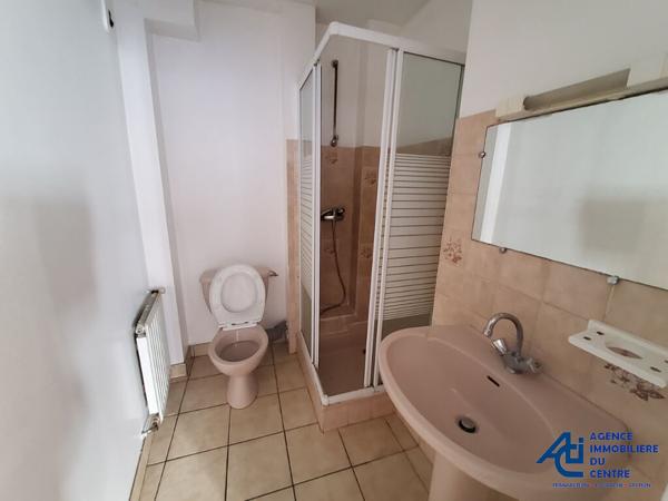 Appartement à louer Pontivy : 2 pièces, 28m² avec 1 chambre(s) à 405€ - AJP Immobilier Pontivy