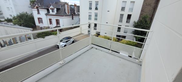 Location appartement Nantes : 819 € - AJP Immobilier Nantes Est