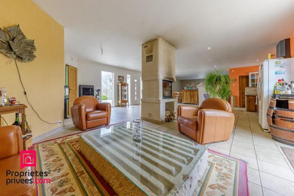 Maison Le Dorat 8 pièce(s) 245 m2