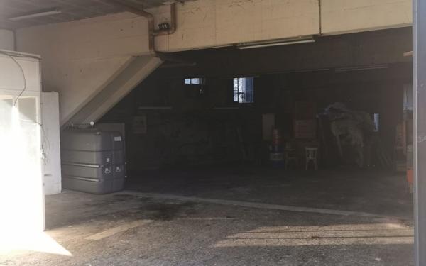 Immeuble à vendre    1 pièce •  Belley