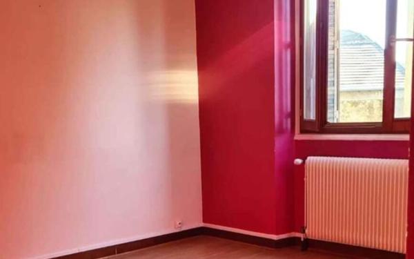 Immeuble à vendre    1 pièce •  Belley