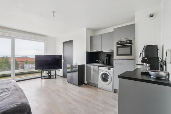 Appartement Romainville 1 pièce(s) 25 m2