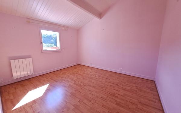 Maison à louer    4 pièces • 105,89 m2 Saintes