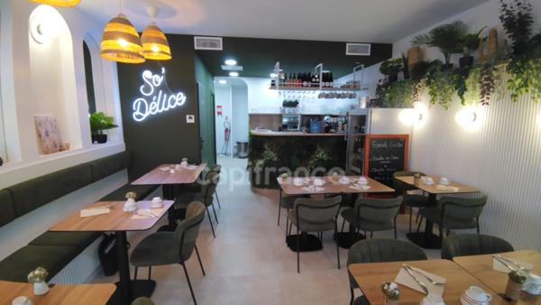 GARD (30) LE GRAU−DU−ROI (30240) Fonds de commerce de crêperie, saladerie, glacier en centre ville à 150 m de la plage.