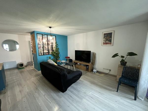 Appartement à vendre |  Fonbeauzard |  2 pièces | 50 m²