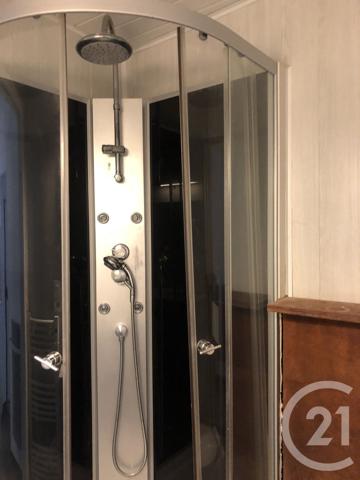 Appartement à vendre  6 pièces - 102,94 m 2   SAINTES  - 17