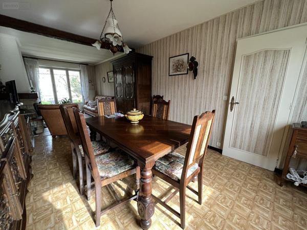 Maison à vendre à Chantepie en Ille-et-Vilaine (35135), ref : VM2477-35018