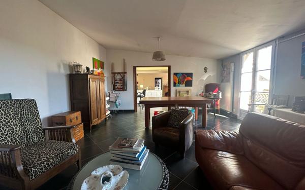 Maison à vendre    7 pièces •  Crouttes-sur-Marne