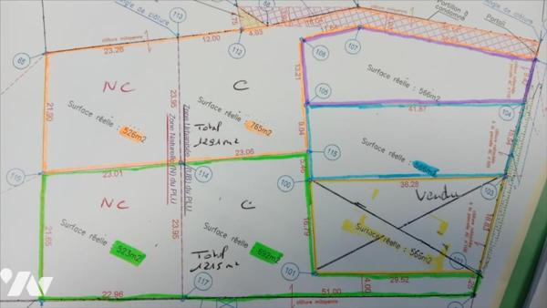 MARIGNE LAILLE, terrain constructible non viabilisé de 566 m².