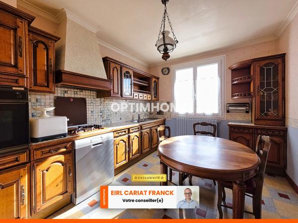 MAISON DE 136 M² AVEC DEPENDANCES, L’ENSEMBLE SUR 1435 M² DE TERRAIN >