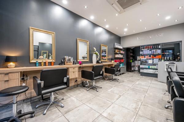 Fonds de commerce Coiffure à vendre CANNES (06) - Hypercentre