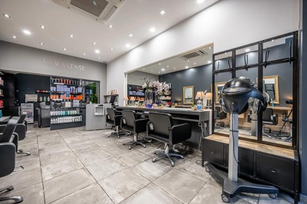 Fonds de commerce Coiffure à vendre CANNES (06) - Hypercentre