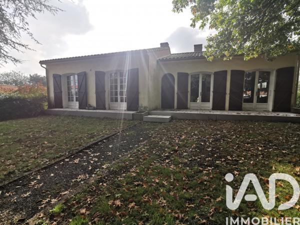 Maison à vendre 6 pièces 138 m² Bellevigny