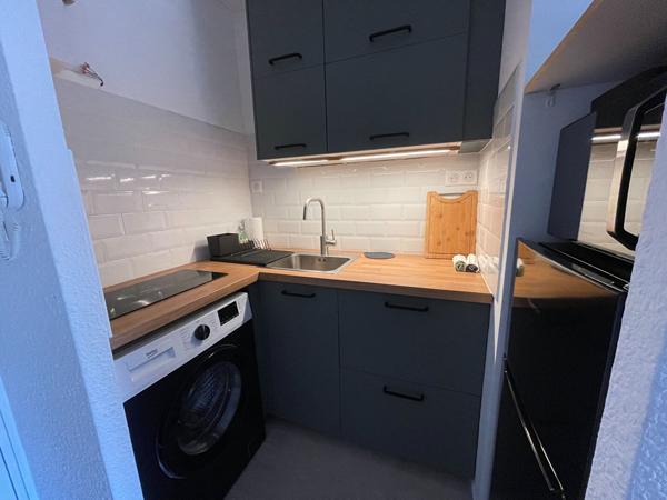 A LOUER - AIX EN PROVENCE - STUDIO MEUBLE QUARTIER CUQUES SUD AIX