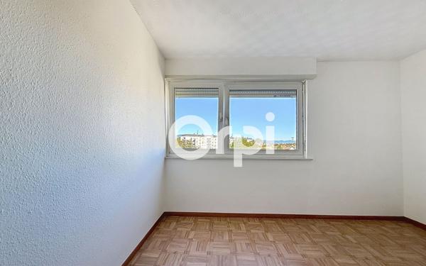 Appartement à louer    4 pièces • 79,99 m2 Illzach