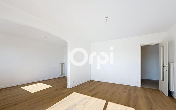 Appartement à louer    4 pièces • 79,99 m2 Illzach