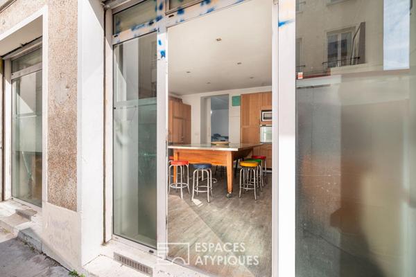 Atelier au rez-de-chaussée sur rue