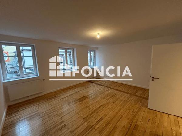 Location Appartement 3 pièces 67.05 m² - 2-4 PASSAGE CATHEDRALE Strasbourg 67000