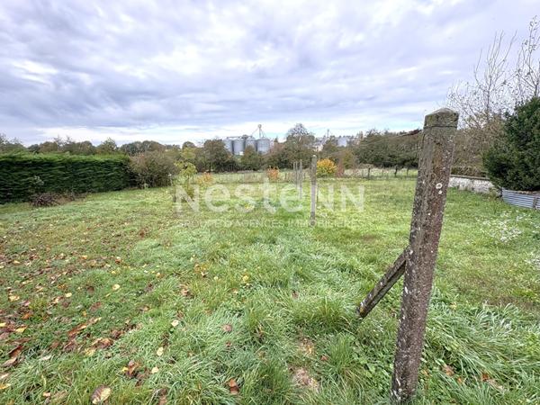 CHARMANTE MAISON 2 CHAMBRES AVEC JARDIN CLOS ET DÉPENDANCES À LUCAY LE MÂLE (36)