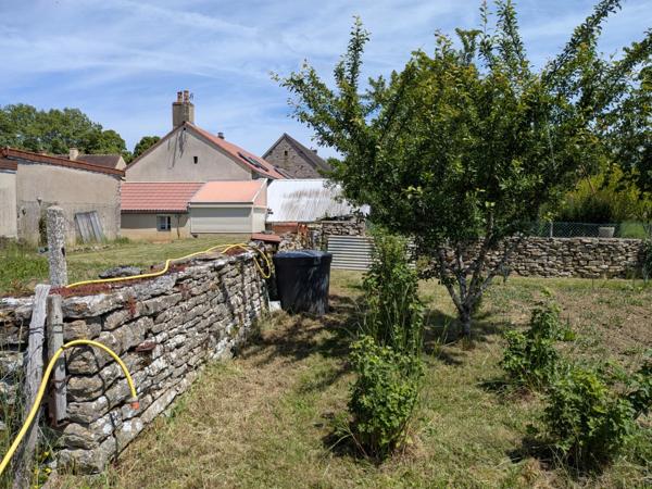 Maison de village de 5 pièces avec dépendances