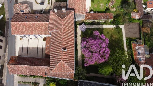 Maison à vendre 12 pièces 366 m² Pouzauges