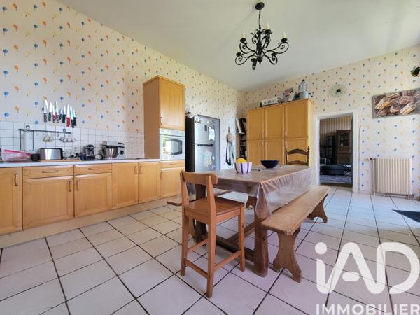 Maison à vendre 12 pièces 366 m² Pouzauges