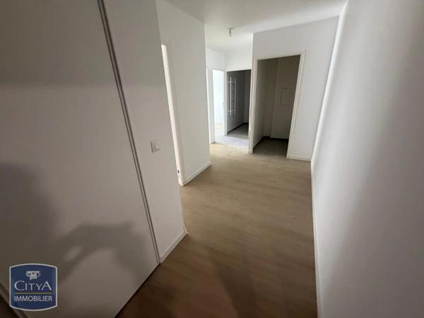 Appartement à louer 4 pièces 80.43m² Saint-Chamond (42400)