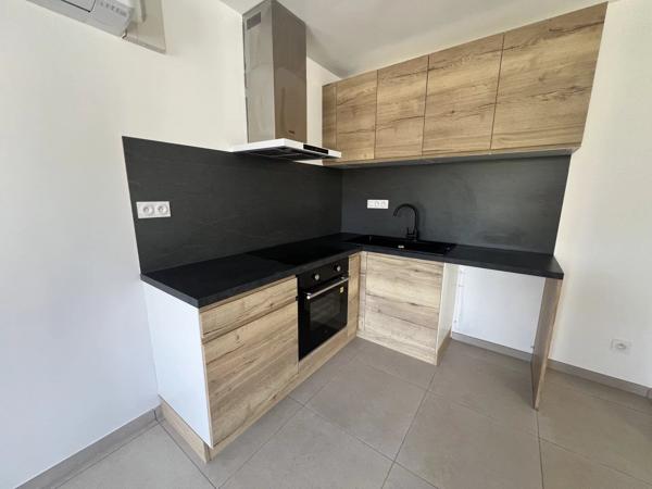 Location                                                      Villa
                        
                     7 pièces                      135 m2                     à Perpignan