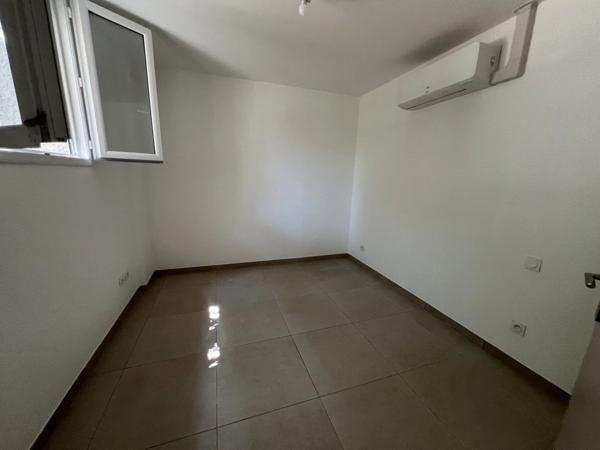 Location                                                      Villa
                        
                     7 pièces                      135 m2                     à Perpignan
