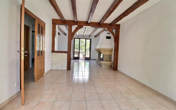 Maison à vendre    6 pièces •  Ris-Orangis