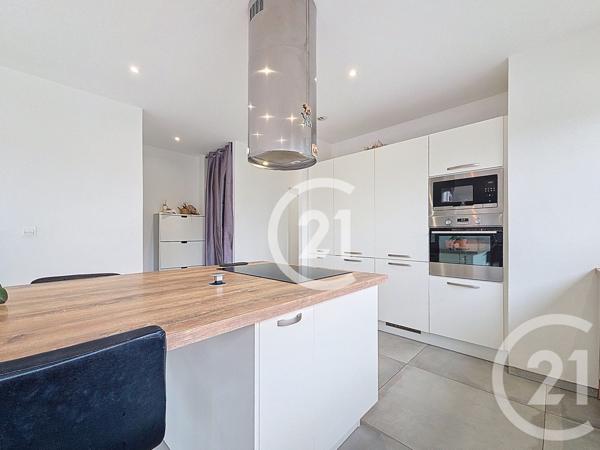 Immeuble à vendre  257 m2 ISTRES - 13