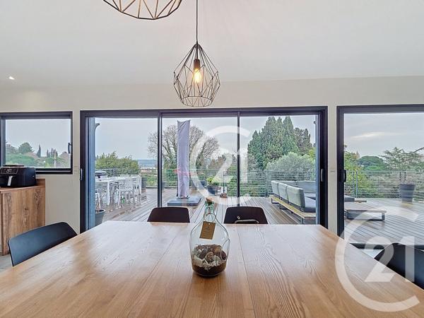 Immeuble à vendre  257 m2 ISTRES - 13