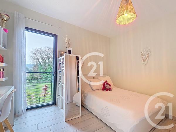 Immeuble à vendre  257 m2 ISTRES - 13