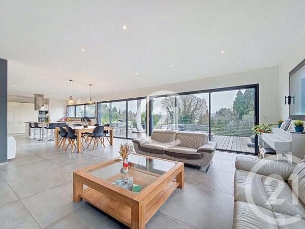 Immeuble à vendre  257 m2 ISTRES - 13