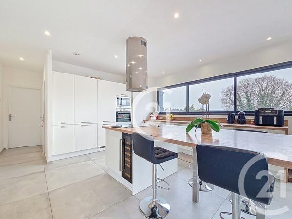 Immeuble à vendre  257 m2 ISTRES - 13