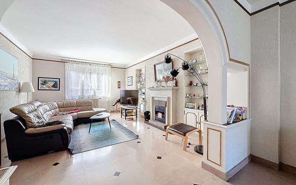 Maison à vendre    6 pièces •  Le Creusot