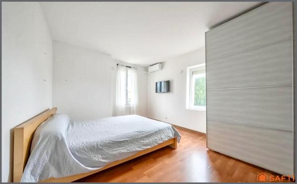 Spacieuse maison rénovée avec piscine à Ambarès