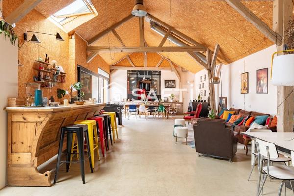 LOFT EXCEPTIONNEL 280 M2 TOIT CATHEDRALE+ 2 DEPENDANCES BIEN RARE A ROUEN