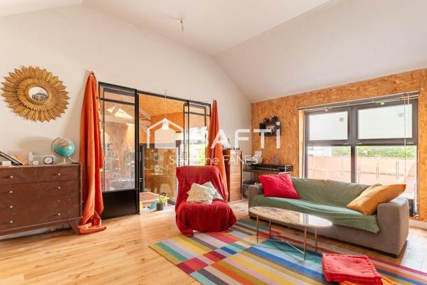 LOFT EXCEPTIONNEL 280 M2 TOIT CATHEDRALE+ 2 DEPENDANCES BIEN RARE A ROUEN