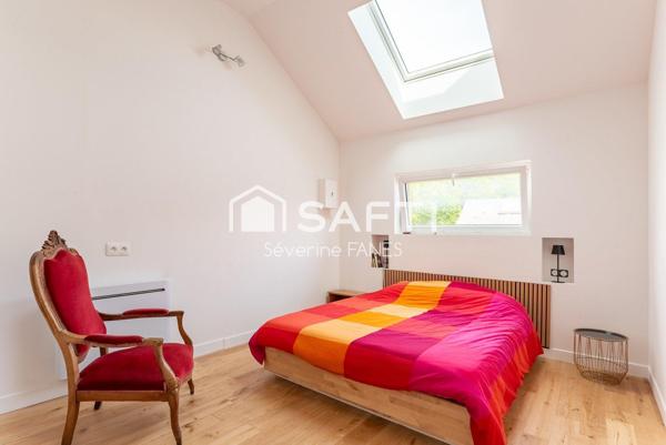 LOFT EXCEPTIONNEL 280 M2 TOIT CATHEDRALE+ 2 DEPENDANCES BIEN RARE A ROUEN