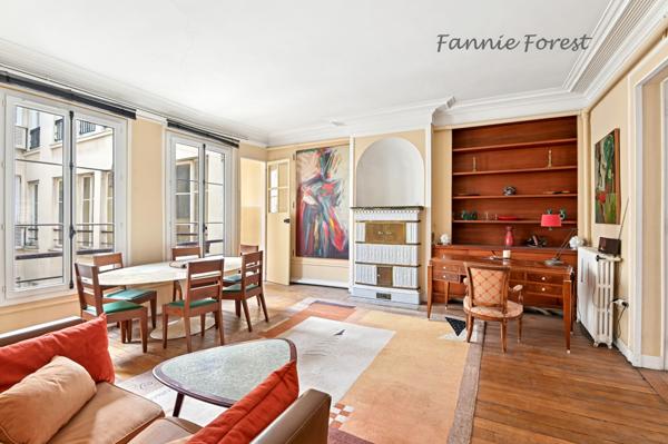 Paris (75009) Paris 9e – Appartement de caractère au cœur d’un quartier dynamique