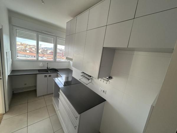 T2 Lumineux avec balcon calme Allées Jean Jaures - Métro ligne A et B