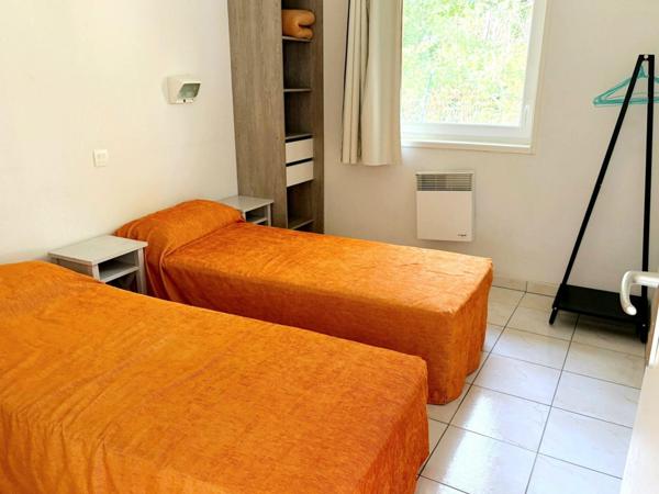 Maison 57 m² à Parentis-en-Born - accès direct Lac