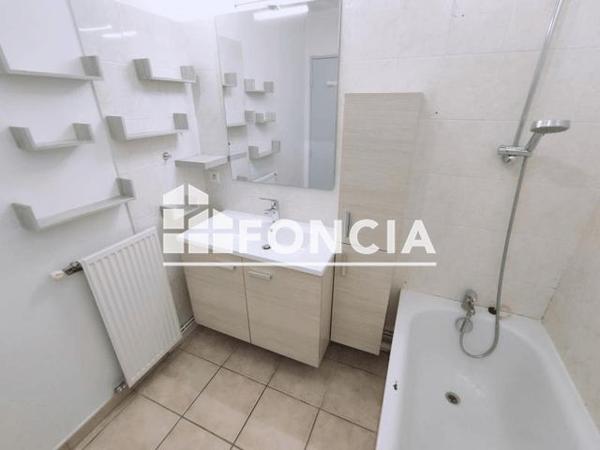 Location Appartement 4 pièces 84.3 m² - L' AMPELOPSIS Grenoble 38100