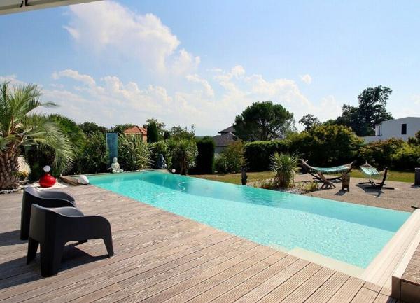 Maison à vendre    5 pièces •  Idron