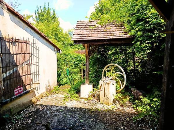 Maison de charme en bord de Dordogne – Beau potentiel LAMONZIE SAINT MARTIN