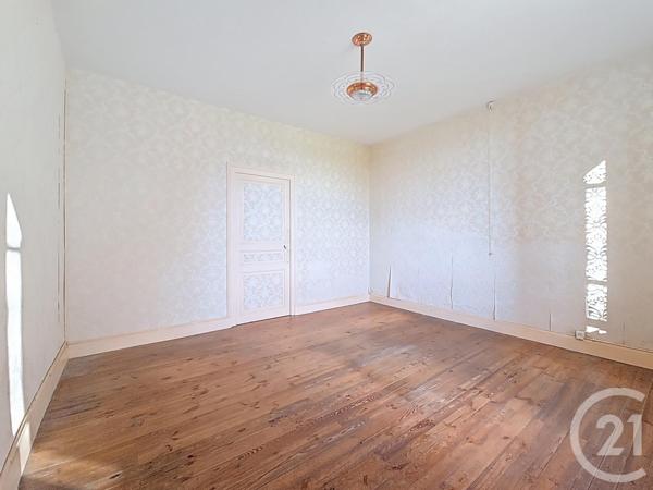 Maison à vendre  8 pièces - 173,90 m2 LORIGES - 03